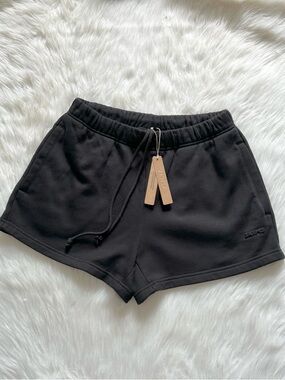 SKIMS Cotton Fleece Classic Short XS